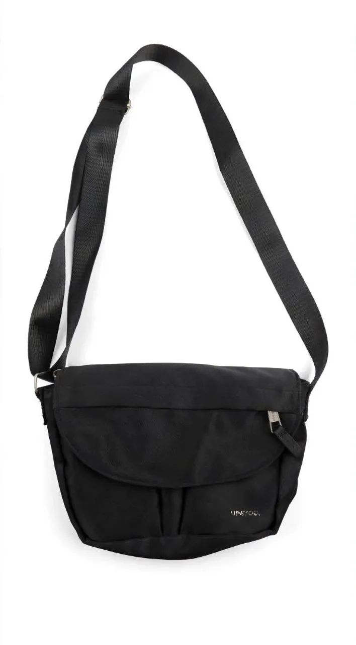 Bolsa lateral preta estilosa - Foto 2