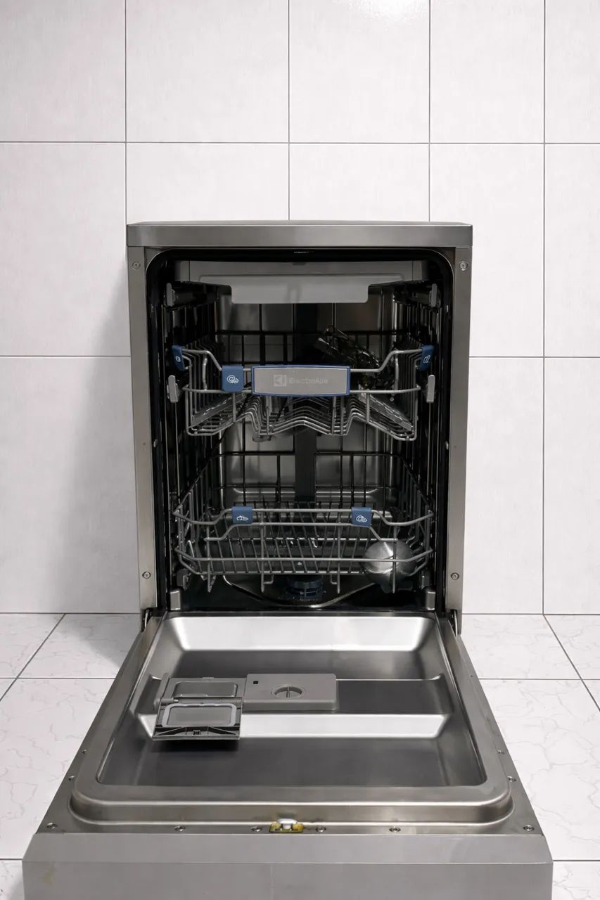 Lava Louças Electrolux 10 Serviços com Programa Lava e Seca Inox LS10E - Foto 2