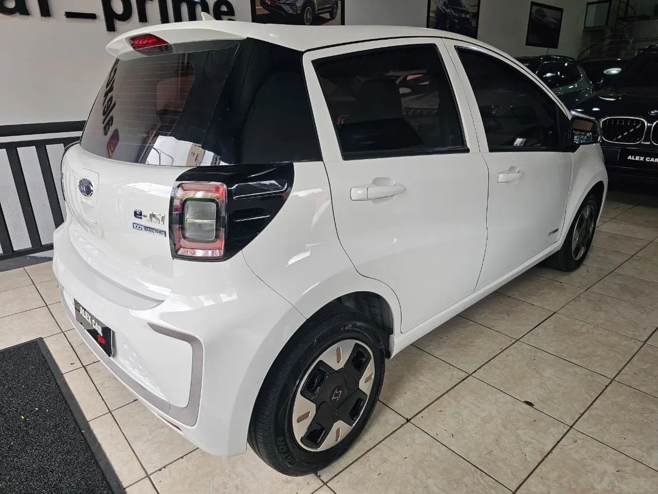 JAC E-JS1 62cv 5P Aut. (elétrico) 2023 - Foto 2