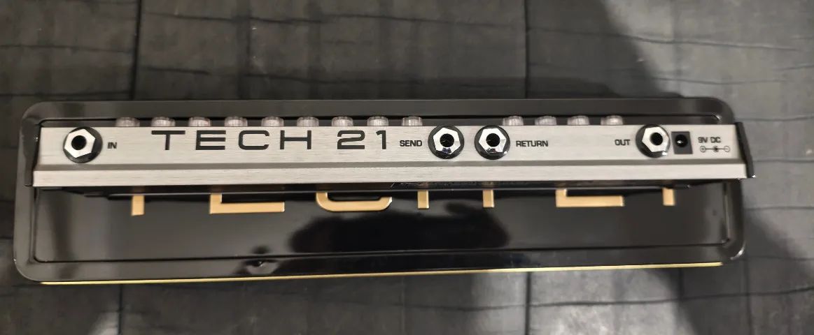 Tech 21 SamsAmp FlyRig 5 V2 - Foto 2