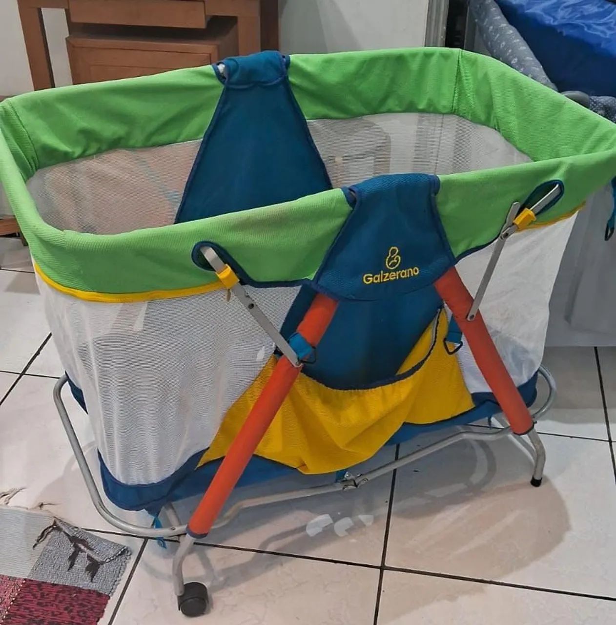 Chiqueirinho/Berço portátil