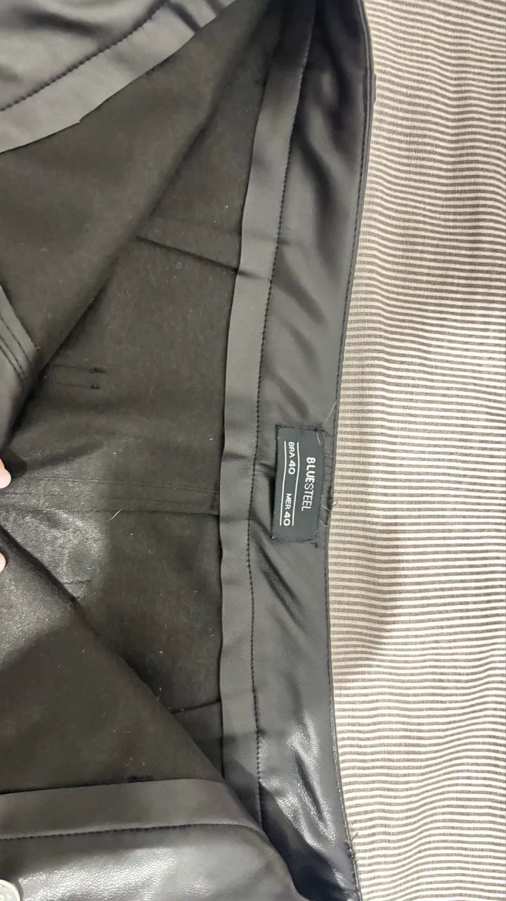 short saia poliuretano preto - Foto 3