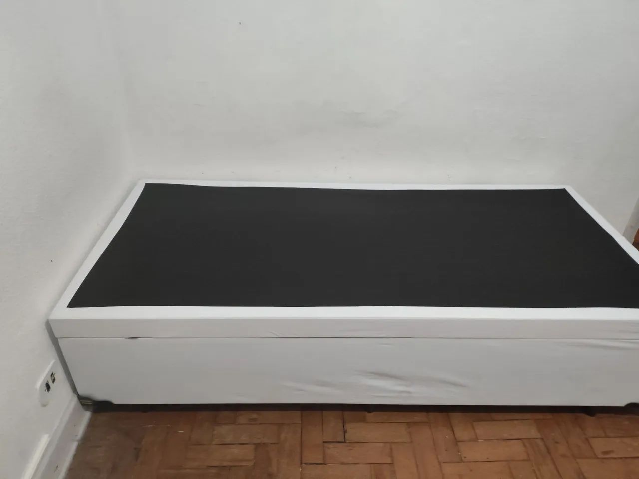 Cama de solteiro baú (usada, mas em excelente estado) - Foto 2