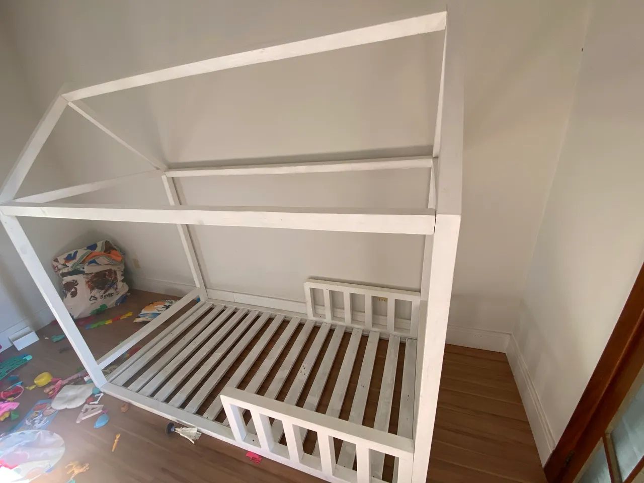 Cama infantil casinha madeira maciça 