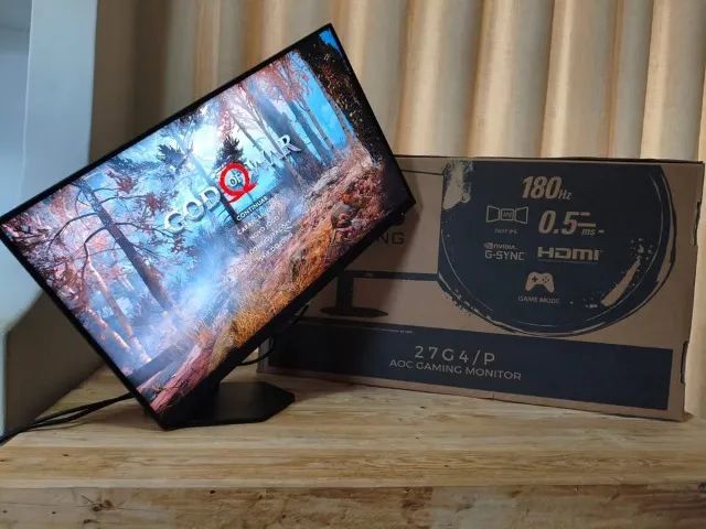 Monitor Gamer 27" AOC (IPS / 180Hz / 0.5ms / G-SYNC / FreeSync / Full-HD) - Foto 2