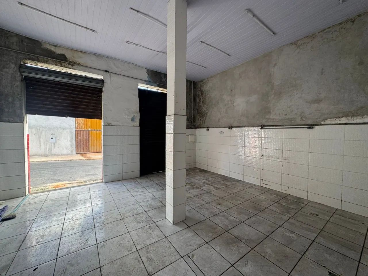 Loja no bairro Bonfim, com 40m2, com 1 banheiro!