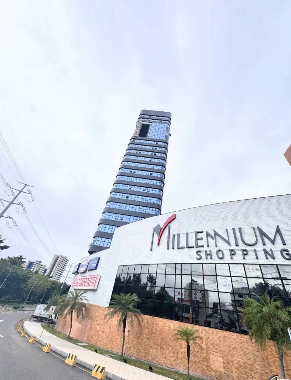 SALA NO MILLENIUM SHOPPING,  33M2, MOBILIADO,  TORRE BUSINESS,  MANAUS-AM. 