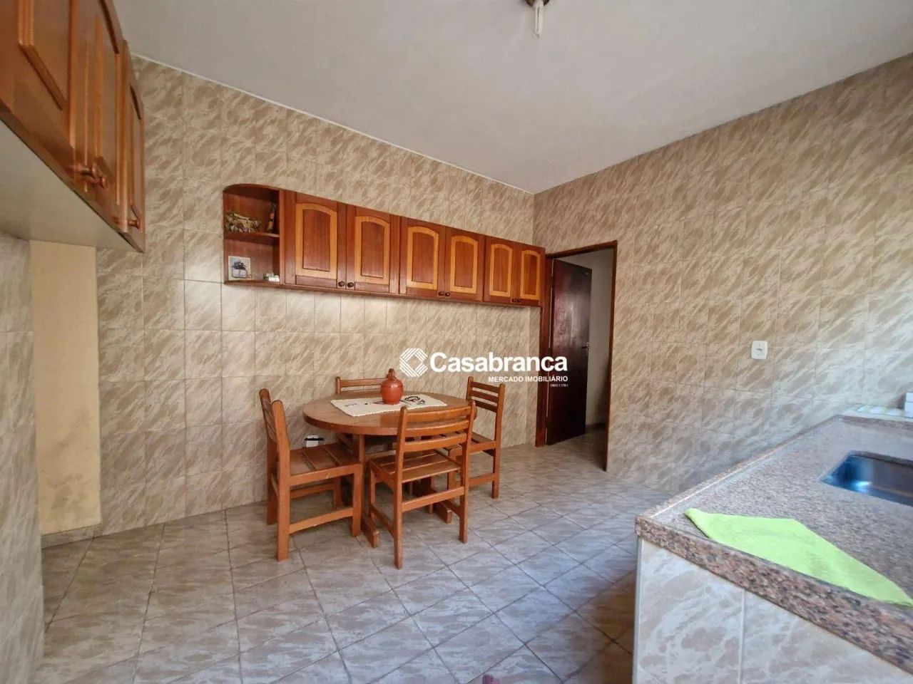 Sobrado para comprar com 4 quartos e edícula, no bairro Jardim Atílio Silvano, na cidade d - Foto 5