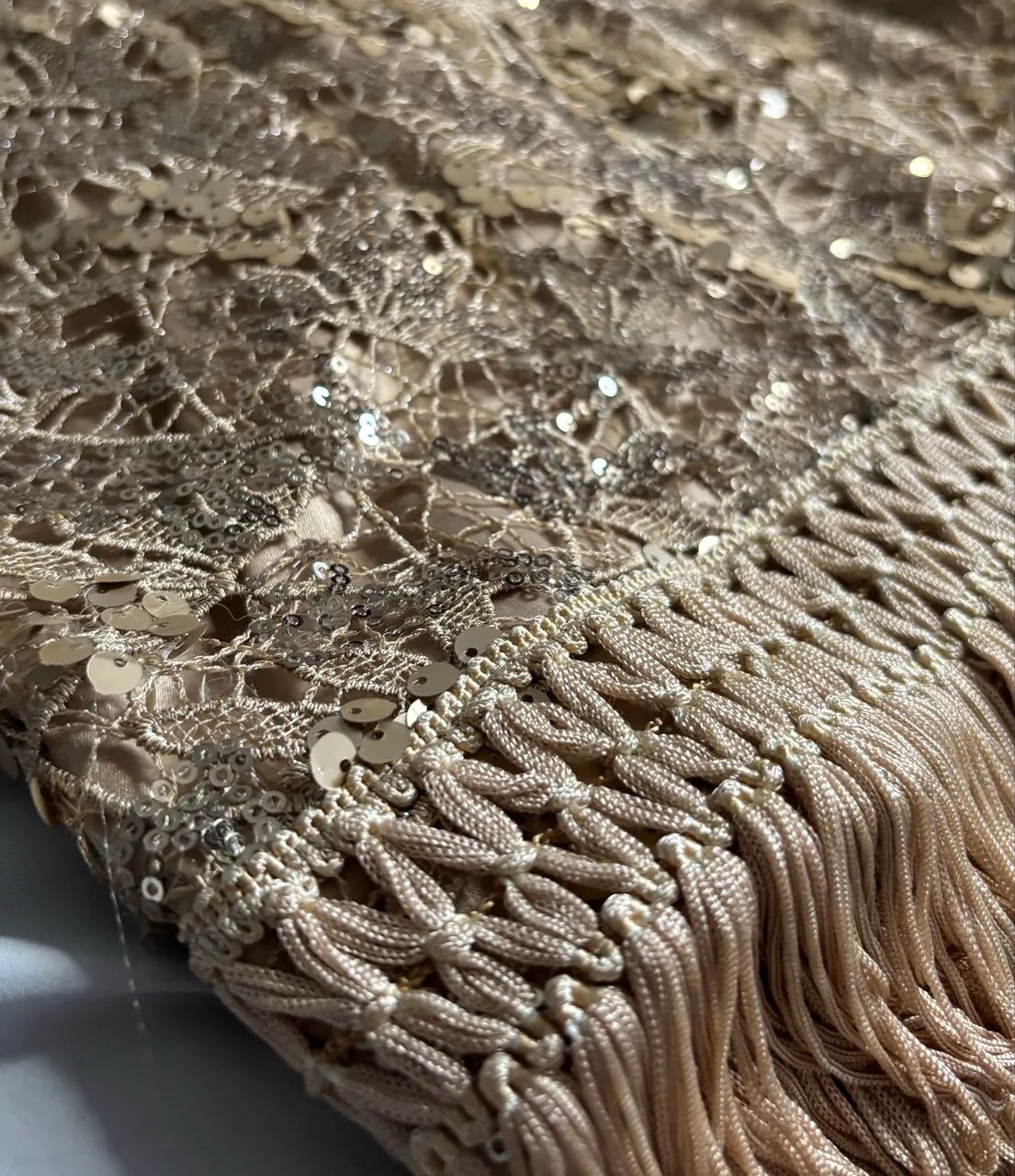 Vestido dourado bordado - Foto 5