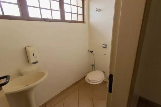 EXCELENTE IMOVÉL JÁ ADAPTADO PARA CLÍNICA ! ! - Foto 5