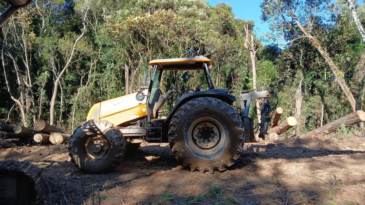 Trator Valtra BM100  - Foto 2