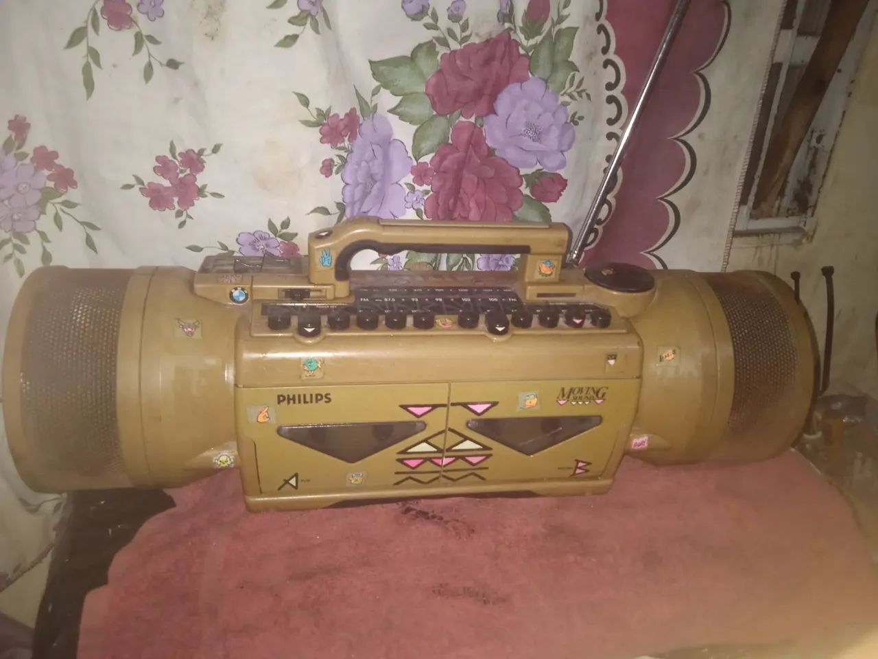 RÁDIO PHILCO BAZUCA