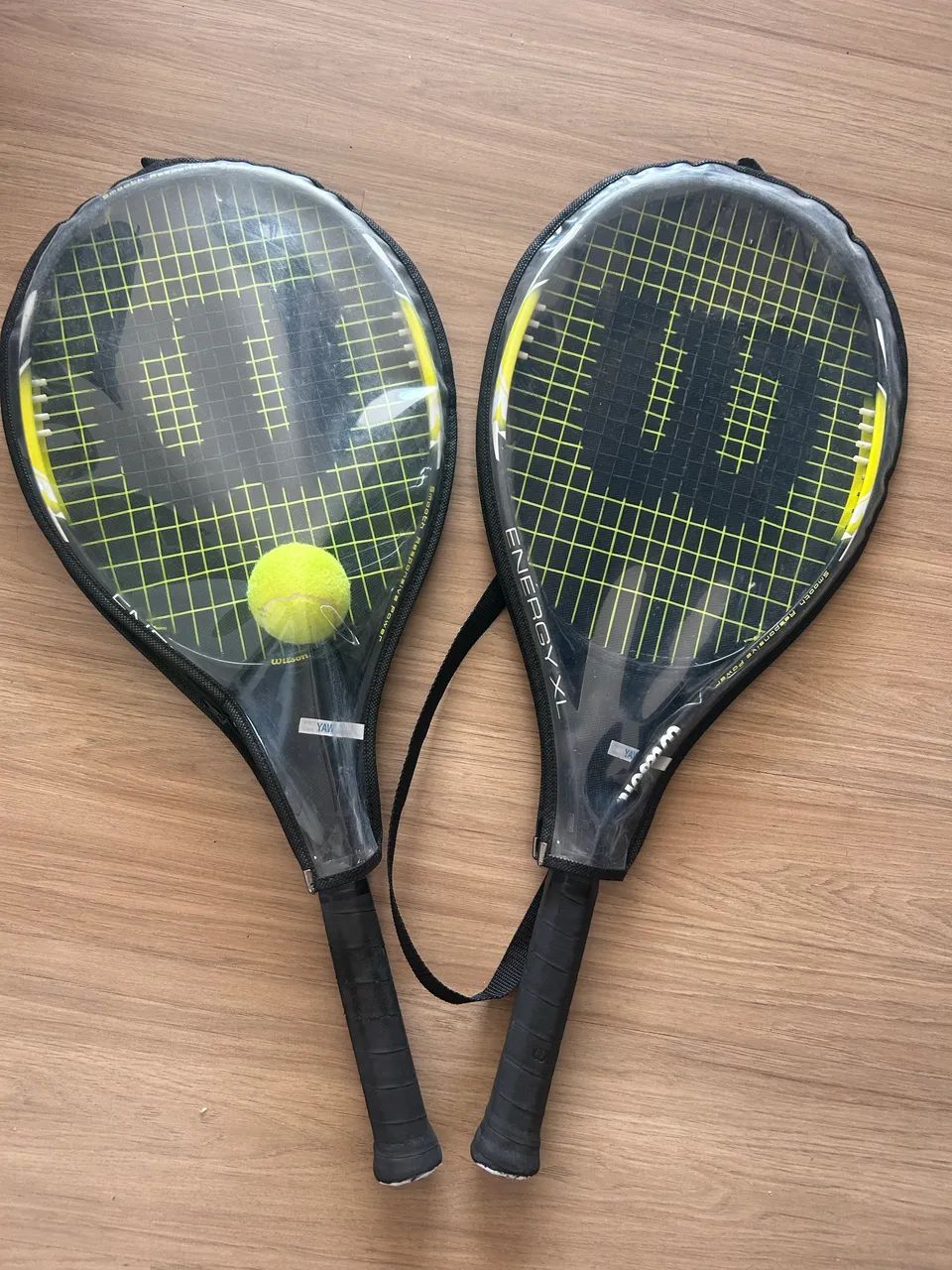 Raquete de Beach Tennis Wilson Energy XL + Capa e Bola - Semi Nova - Foto 2