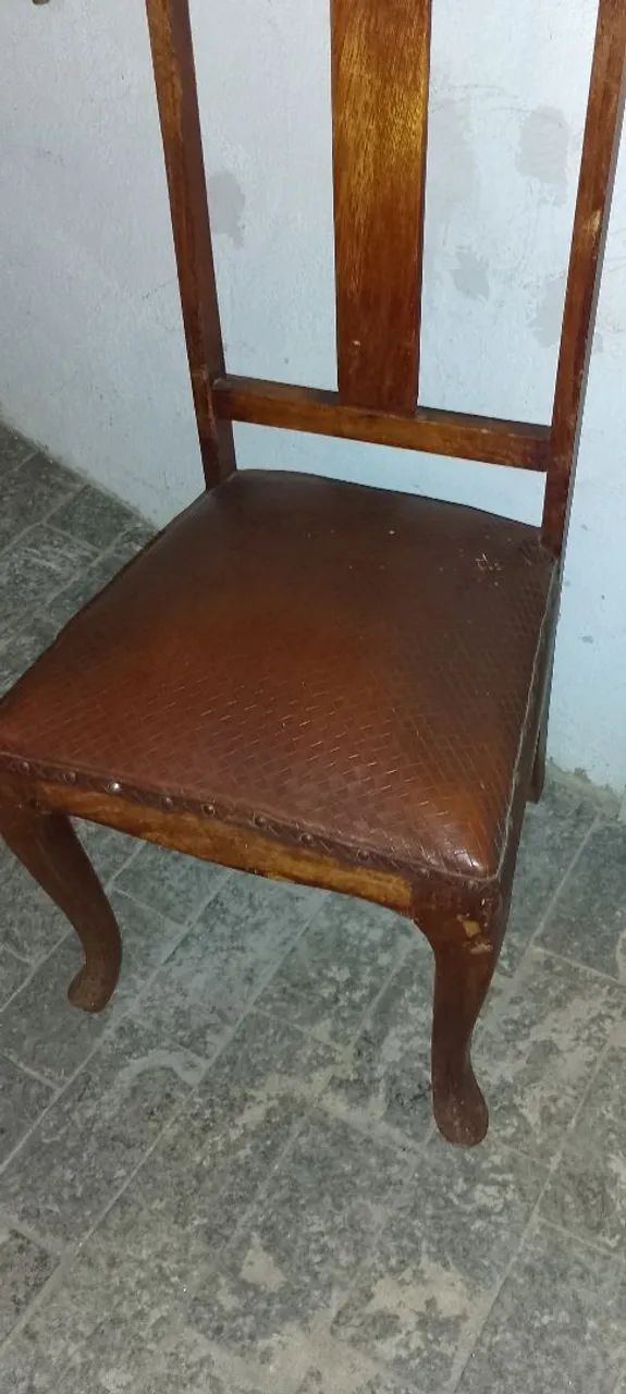 Cadeira antiga - Foto 2