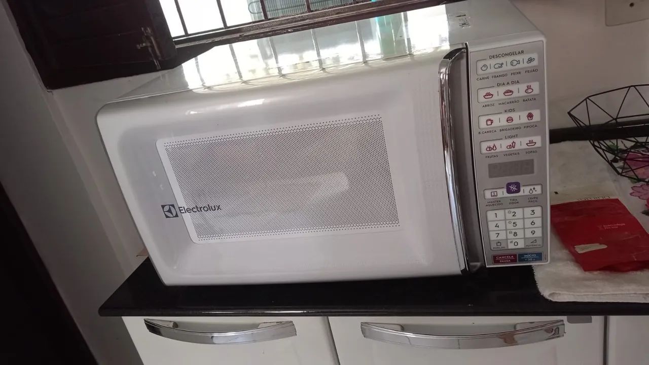 Microondas Eletrolux 43l