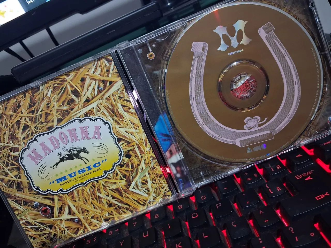 CD Madonna Music - Foto 3