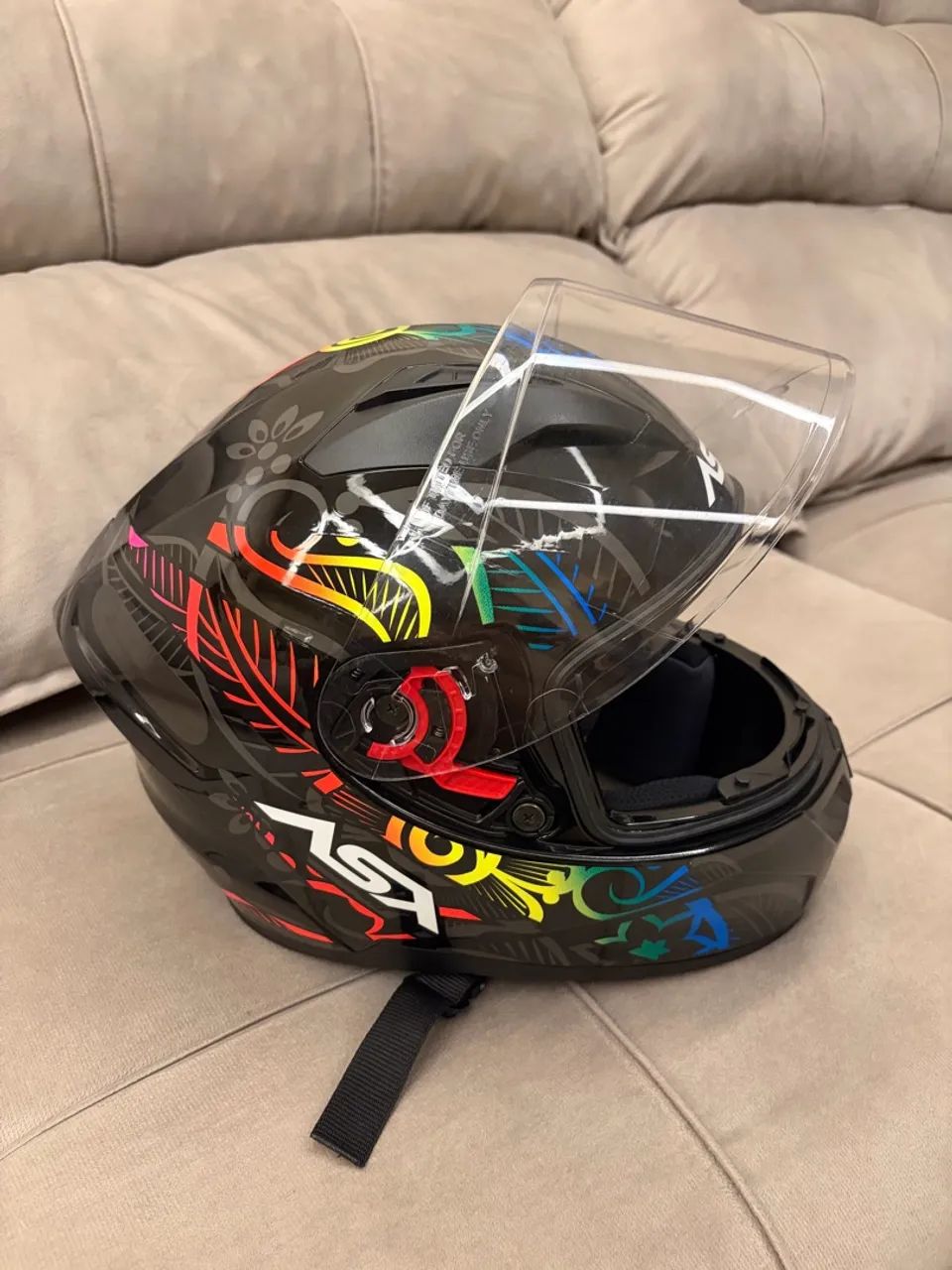 Capacete ASX