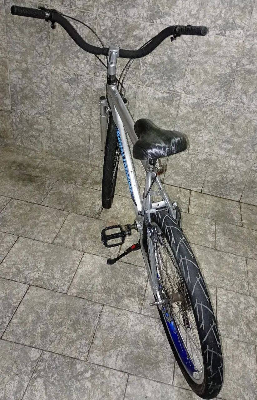 Bicicleta em Alumínio , Aro 26  - Foto 4