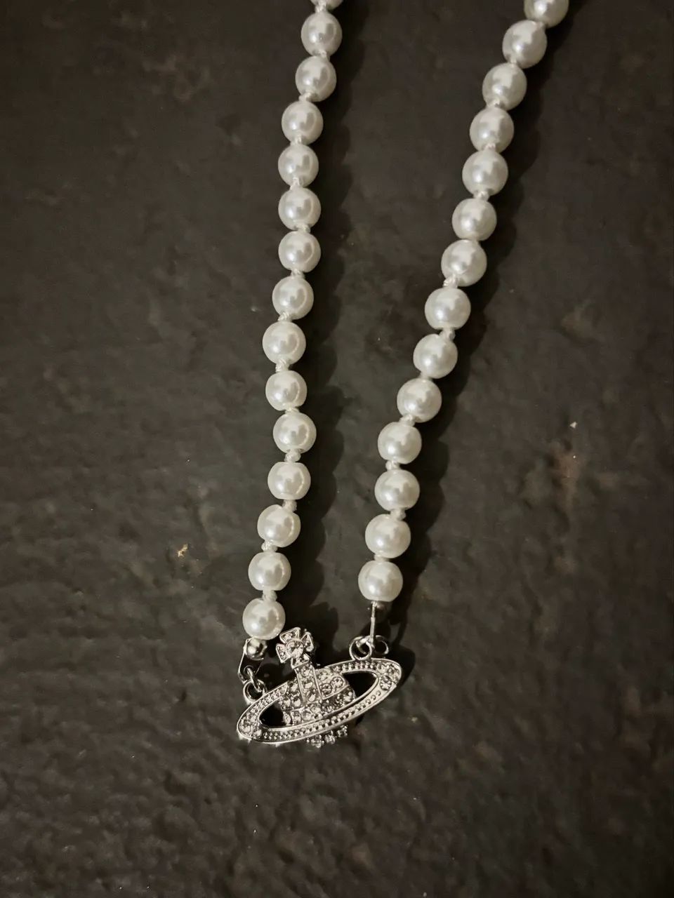 Colar vivienne westwood pérolas  - Foto 3