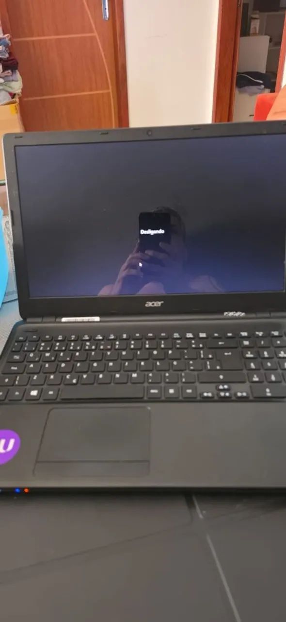 Vendo notebook Acer - Foto 2