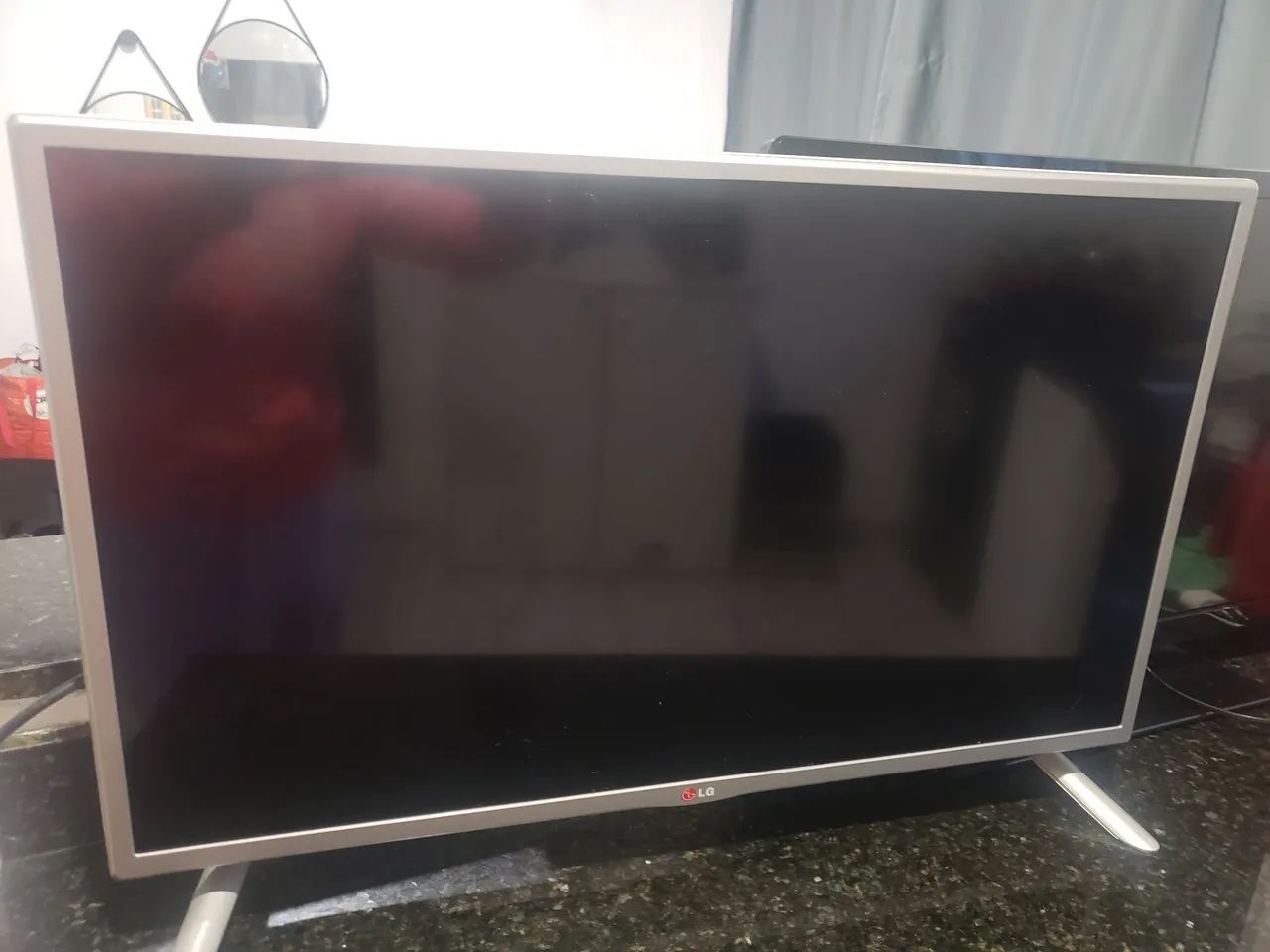 Vendo tv 32 polegadas,não é smart