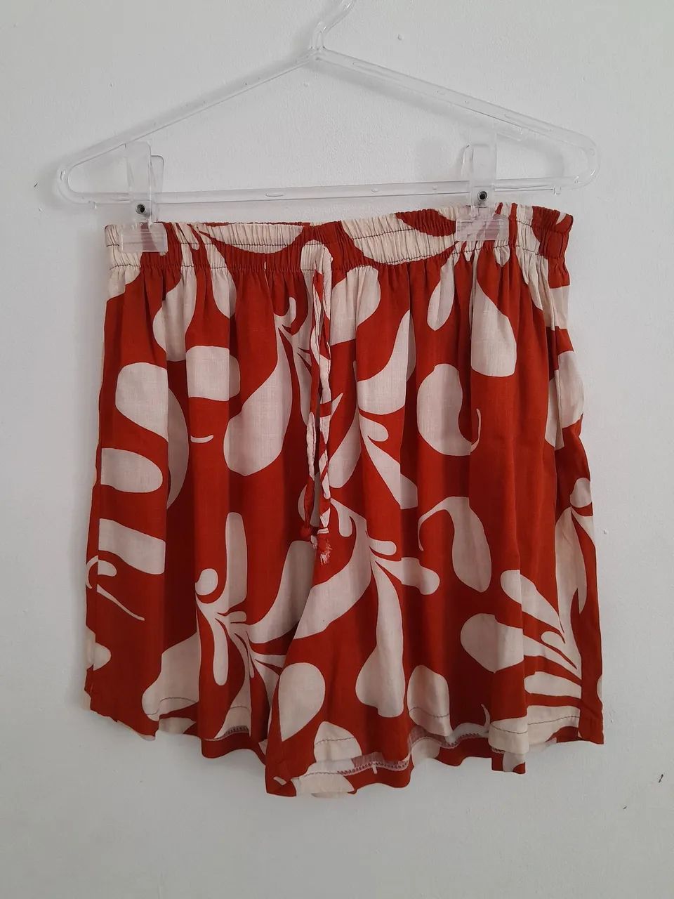 conjunto feminino estampado laranja e creme - Foto 4