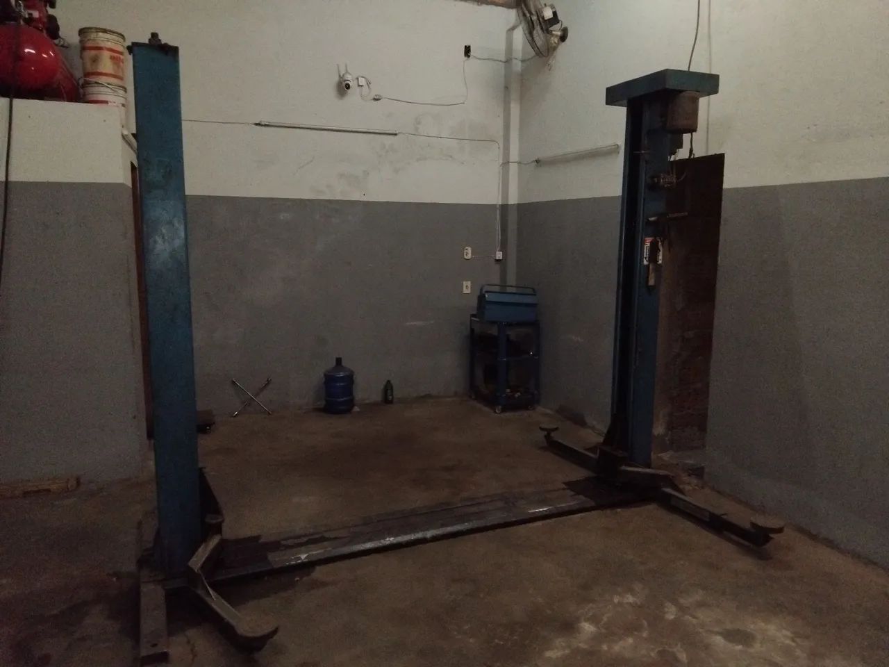 Elevador automotivo 2.400 kg  - Foto 6