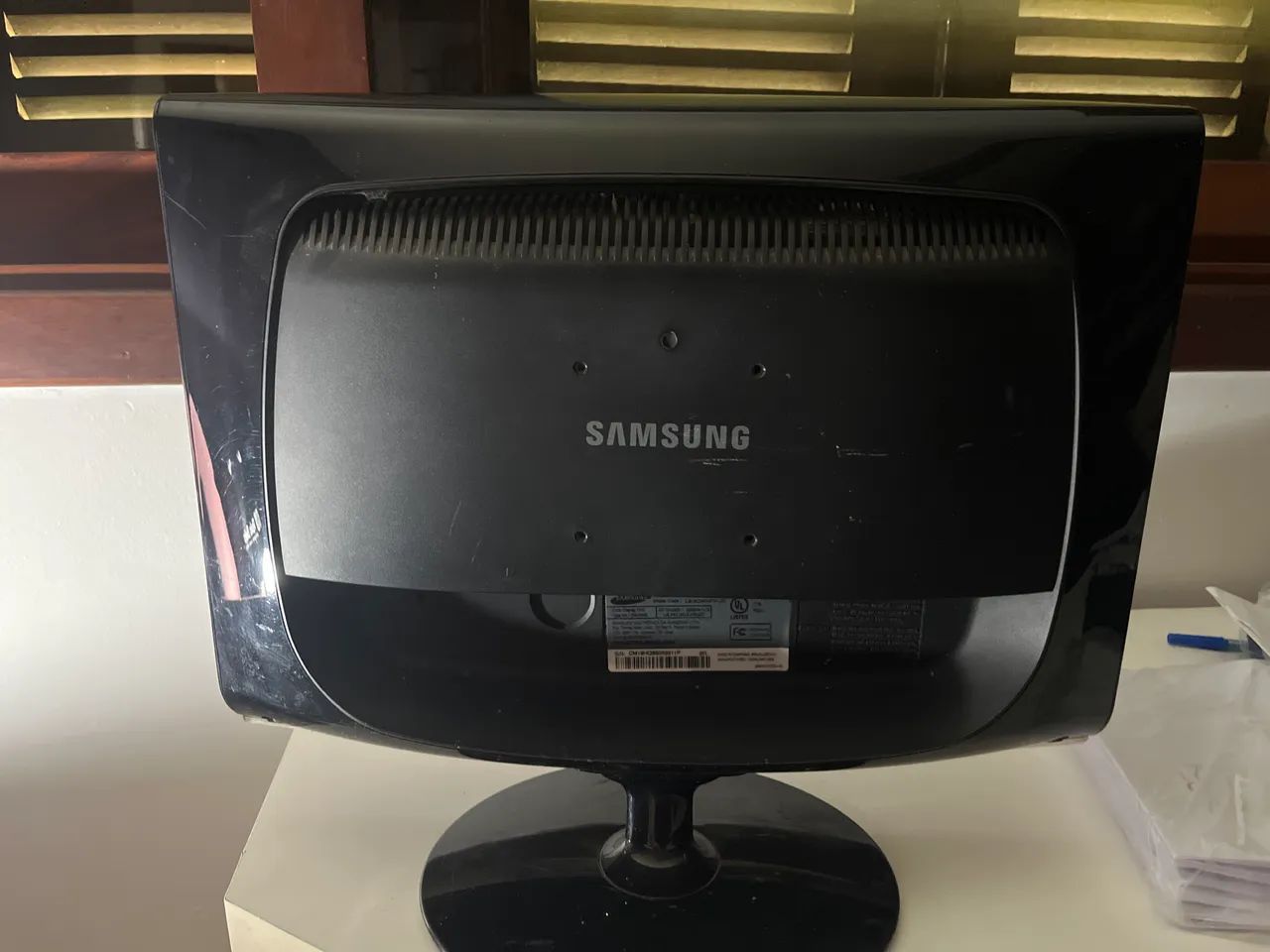 MONITOR Samsung, modelo SyncMaster 933 - Foto 2