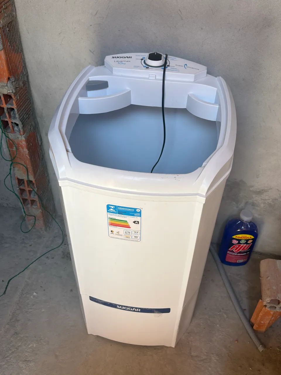 Tanquinho 10kg, marca suggar.