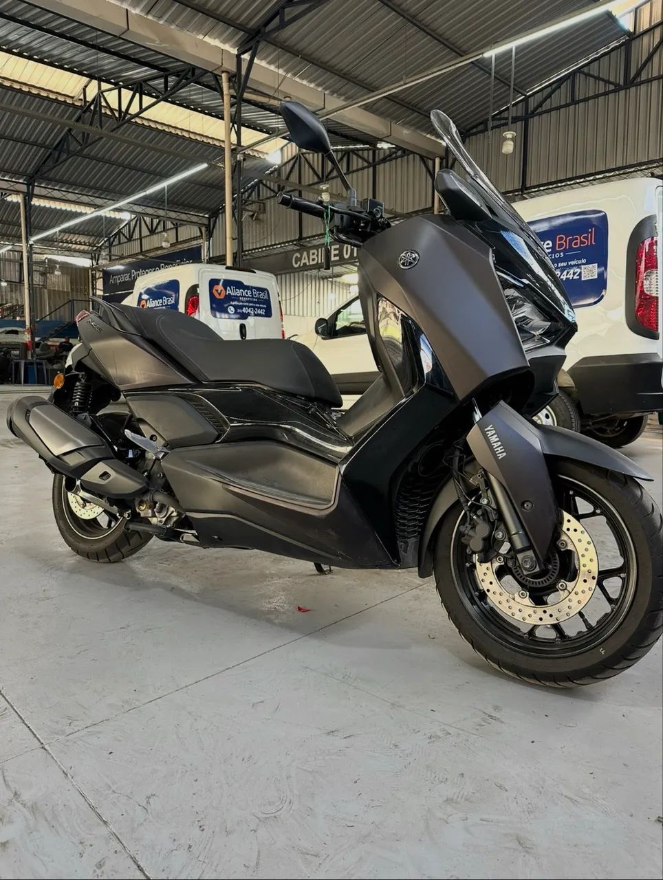 Vendo XMAX 300  - Foto 2
