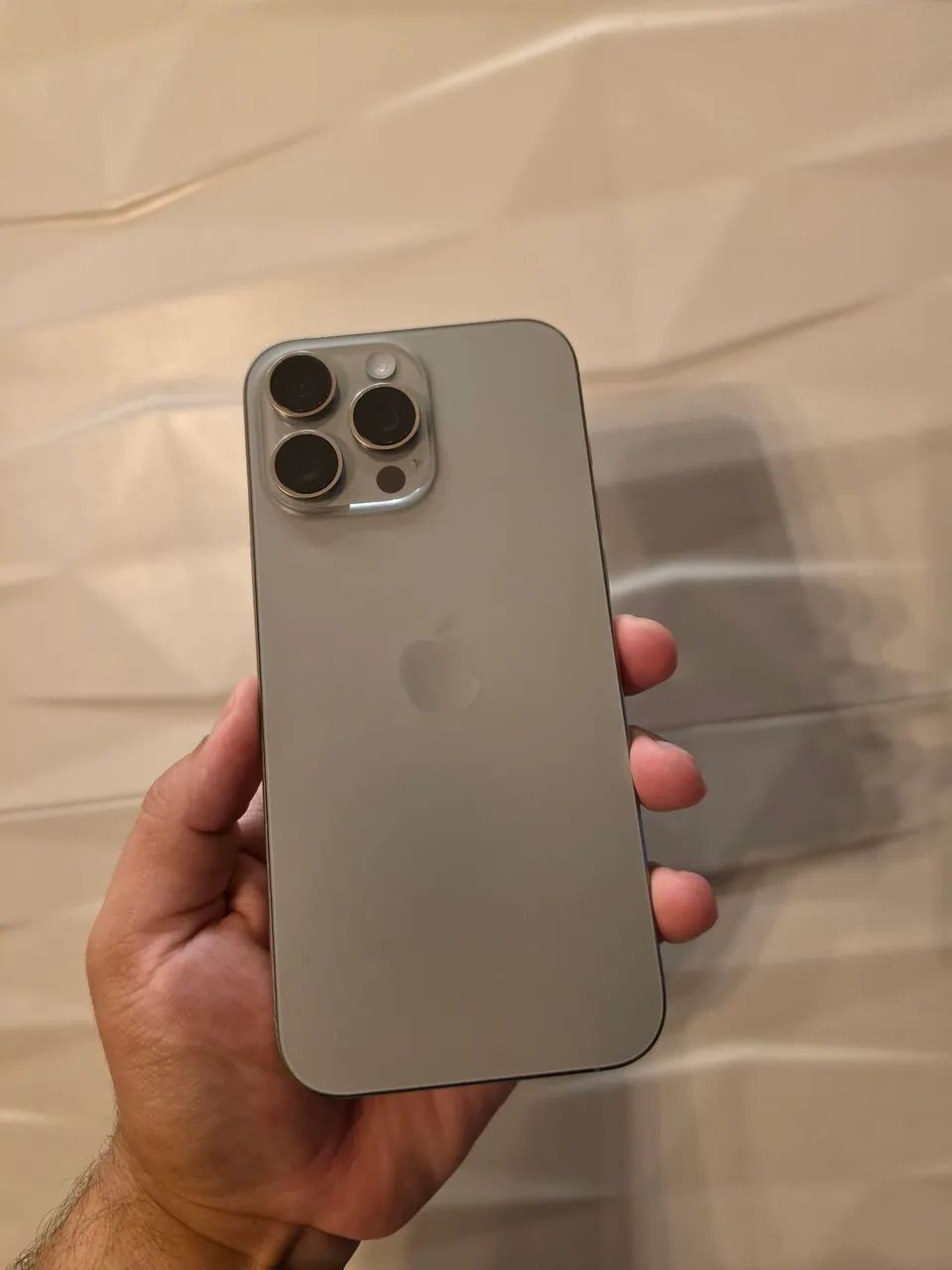 IPHONE 16 PRO MAX - Foto 3