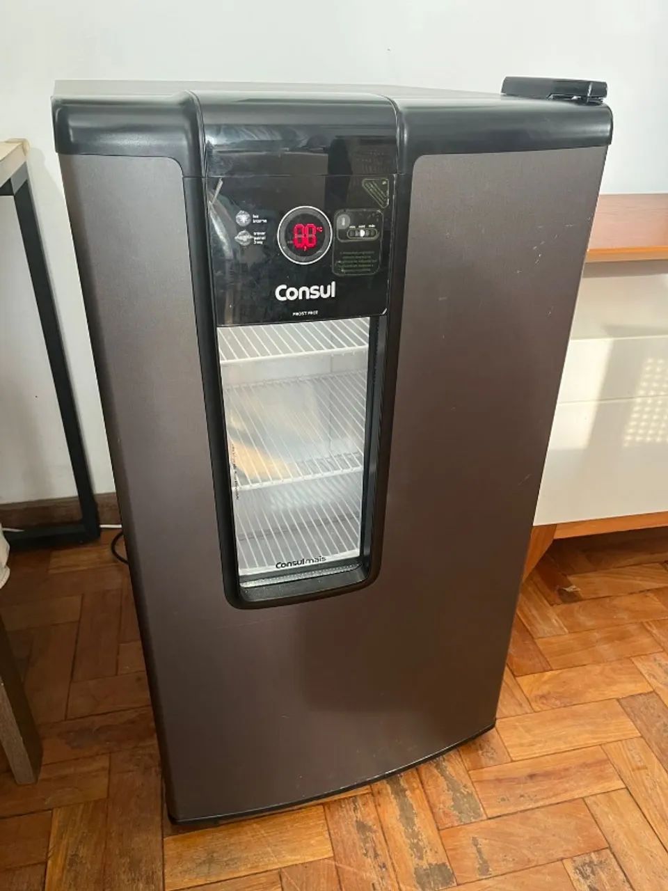 Cervejeira Consul Titanium 110V 