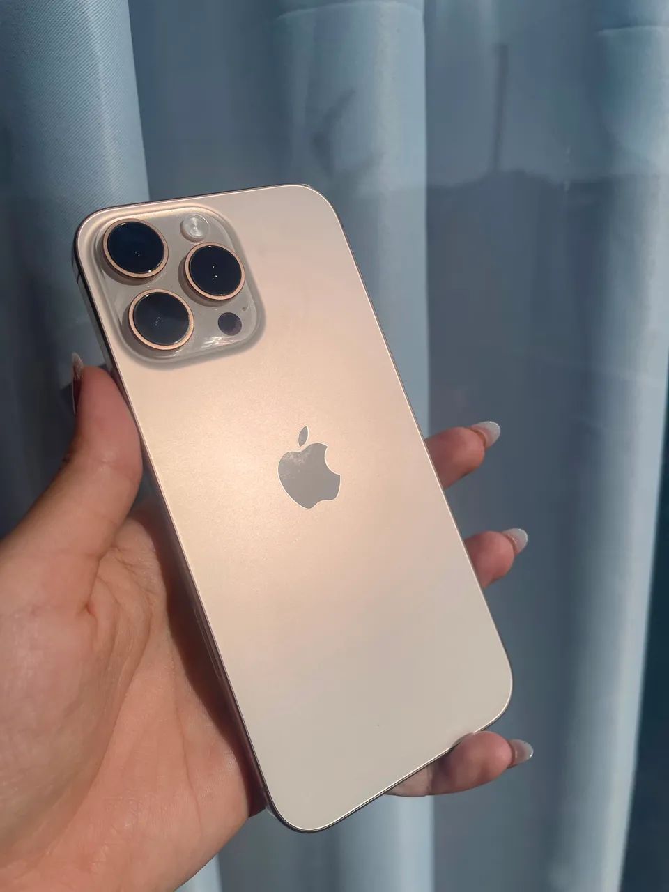 iPhone 16 pro Max Titânio-deserto