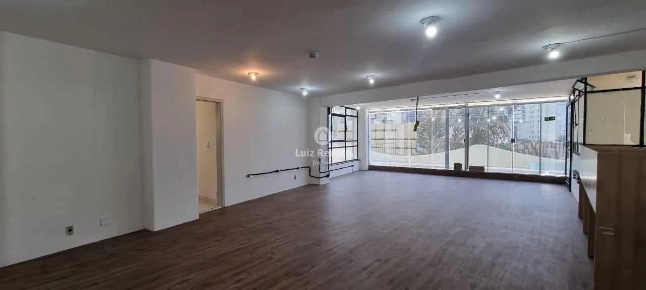 Sala Comercial à venda no bairro Cidade Nova - Foto 2