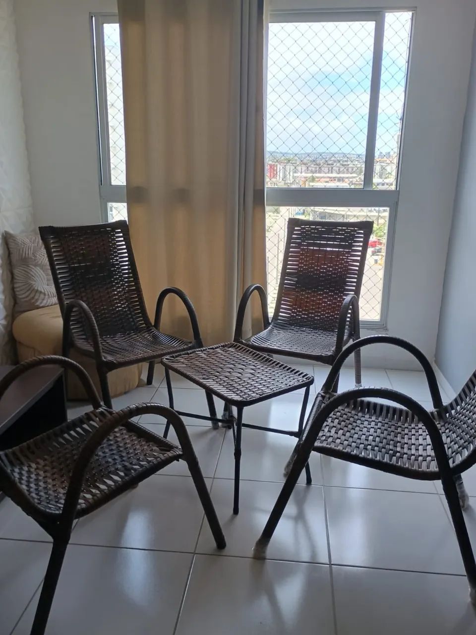 Vendo mesa pra varanda - Foto 3