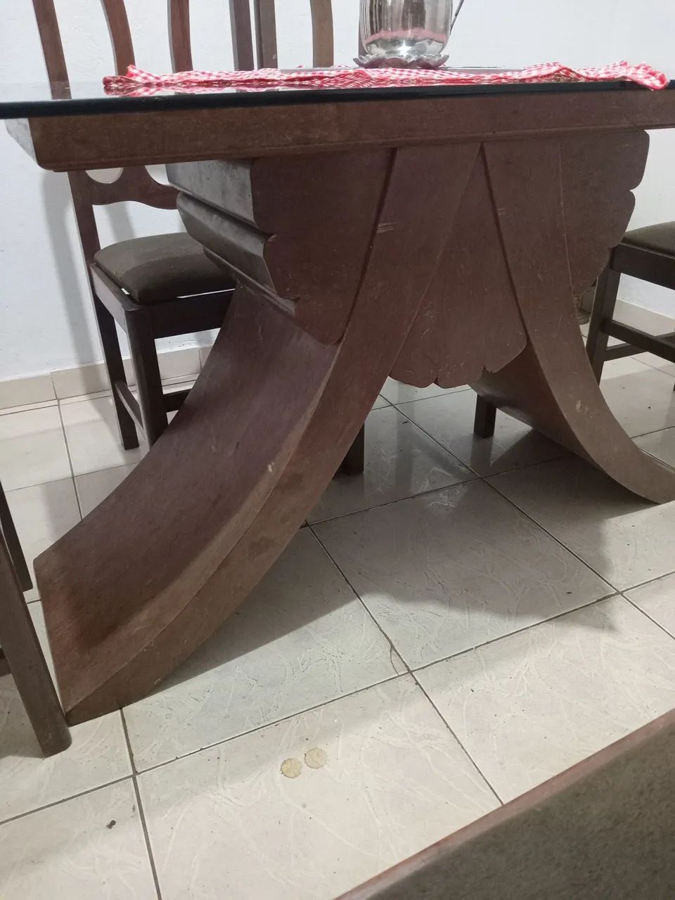 Mesa com 4 cadeiras  - Foto 2