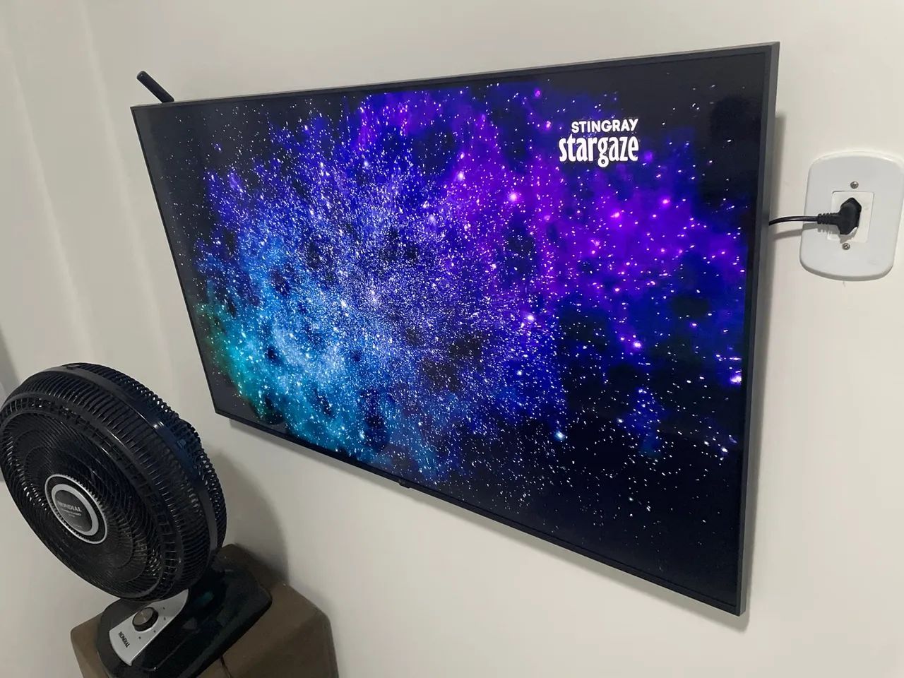 Vendo tv 50 polegadas LG 4k
