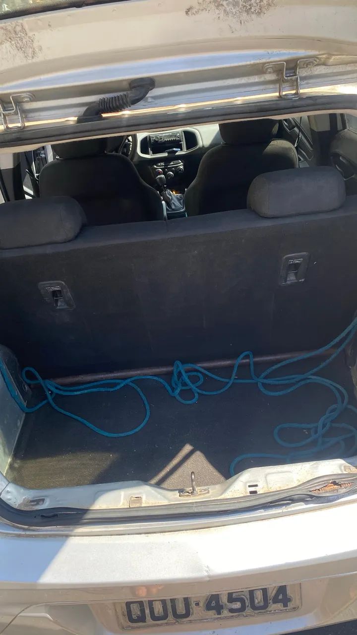 Chevrolet Onix ONIX HATCH Joy 1.0 8V Flex 5p Mec. 2018