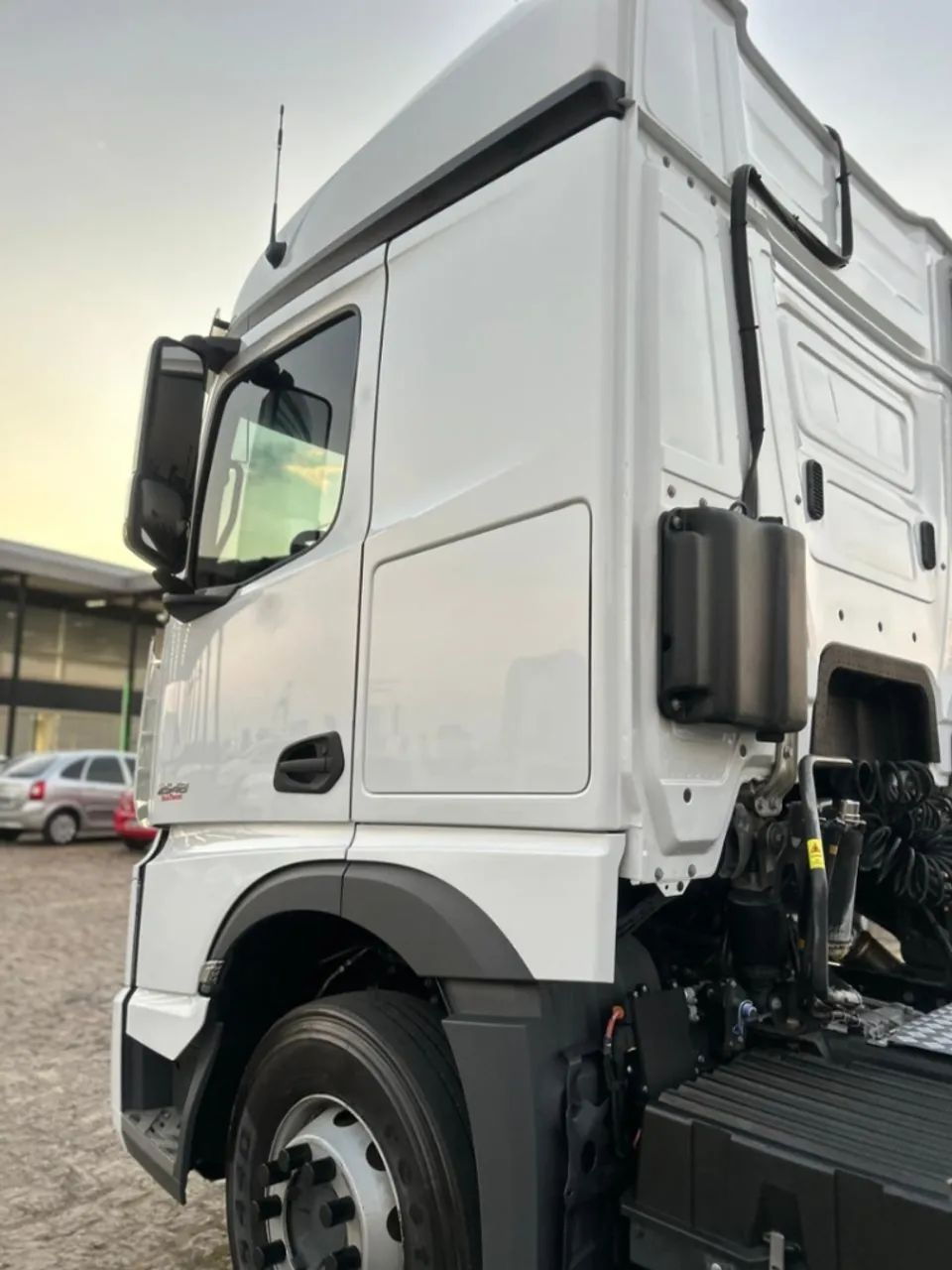 Mercedes-Benz Actros 2548 6x2 - Foto 4