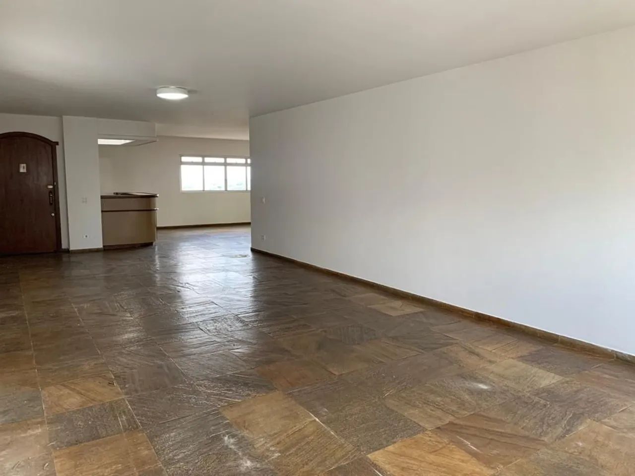 Apartamento à venda no Centro em Uberlândia