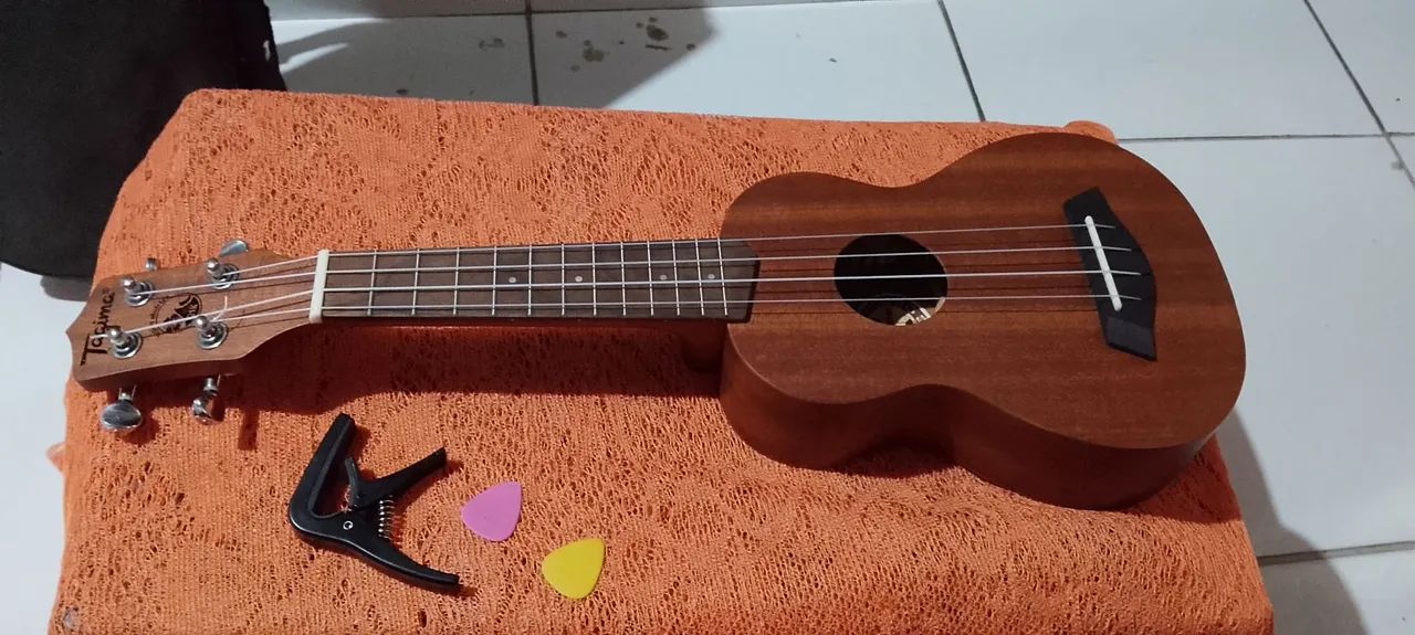 Ukulele Tagima 21k - Foto 3