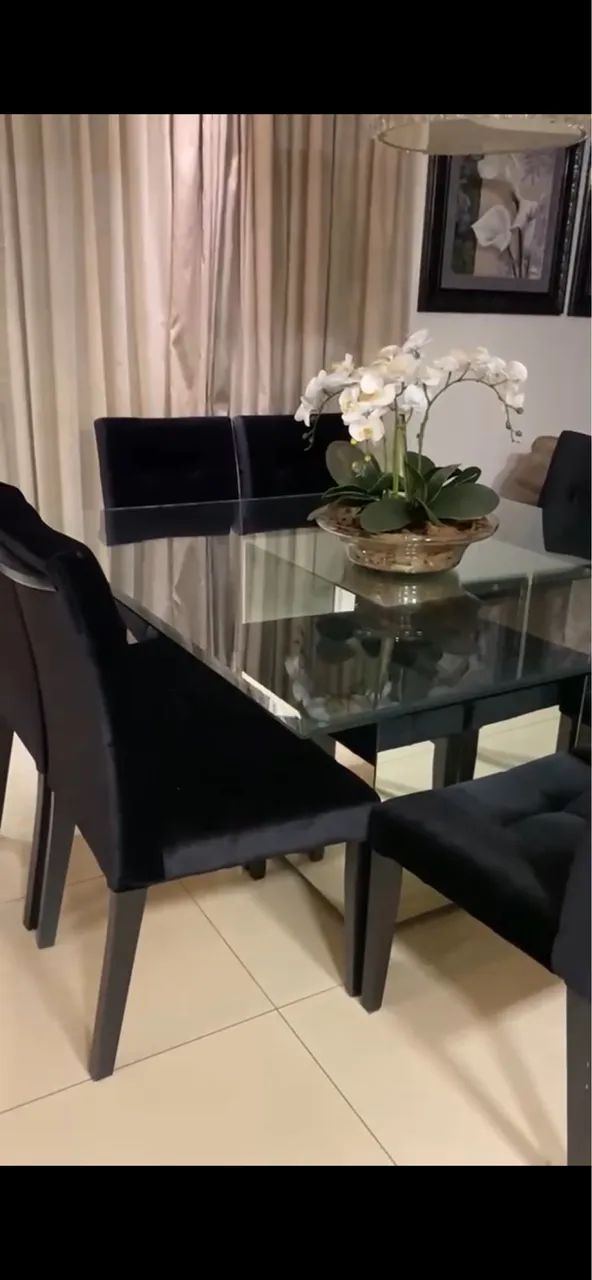 Mesa de Jantar de Vidro com Base Espelhada +8 Cadeiras Estofadas
