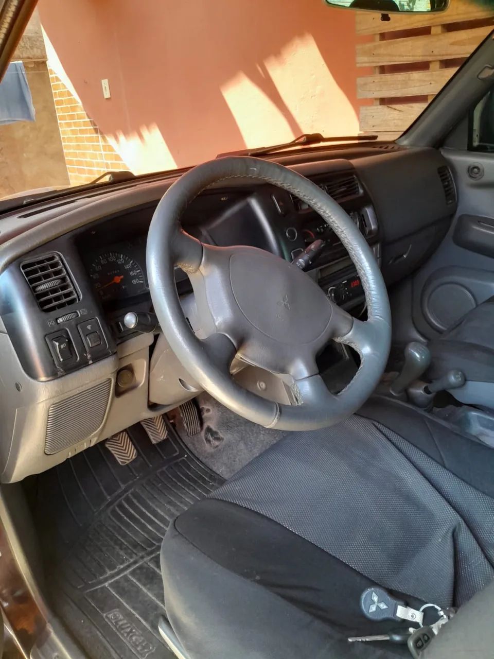 L2000 bem conservada  - Foto 2