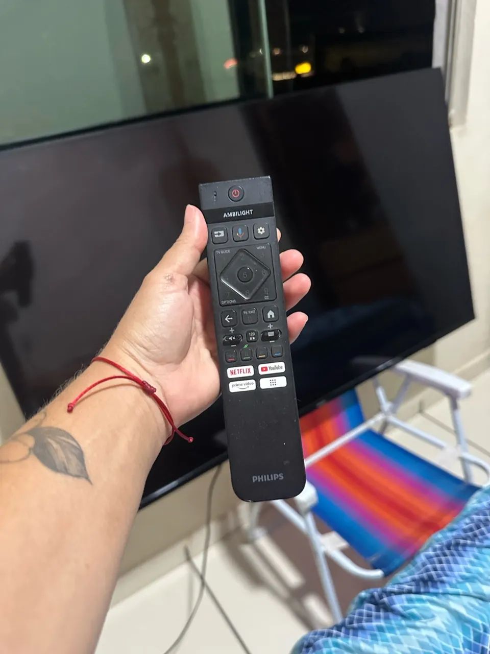 Smartv 55 4 k semi nova Android Philips  - Foto 2