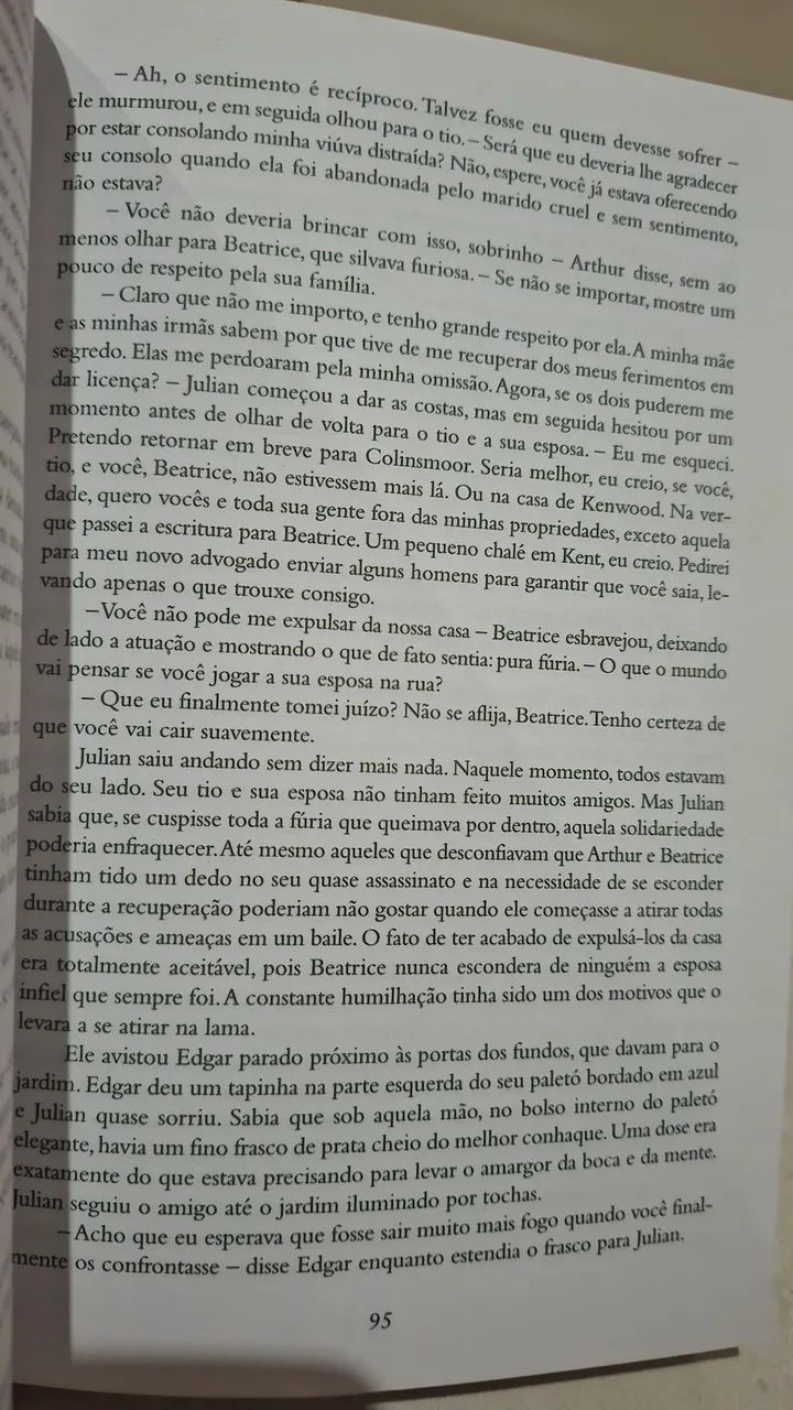 Livro Romance - Foto 3
