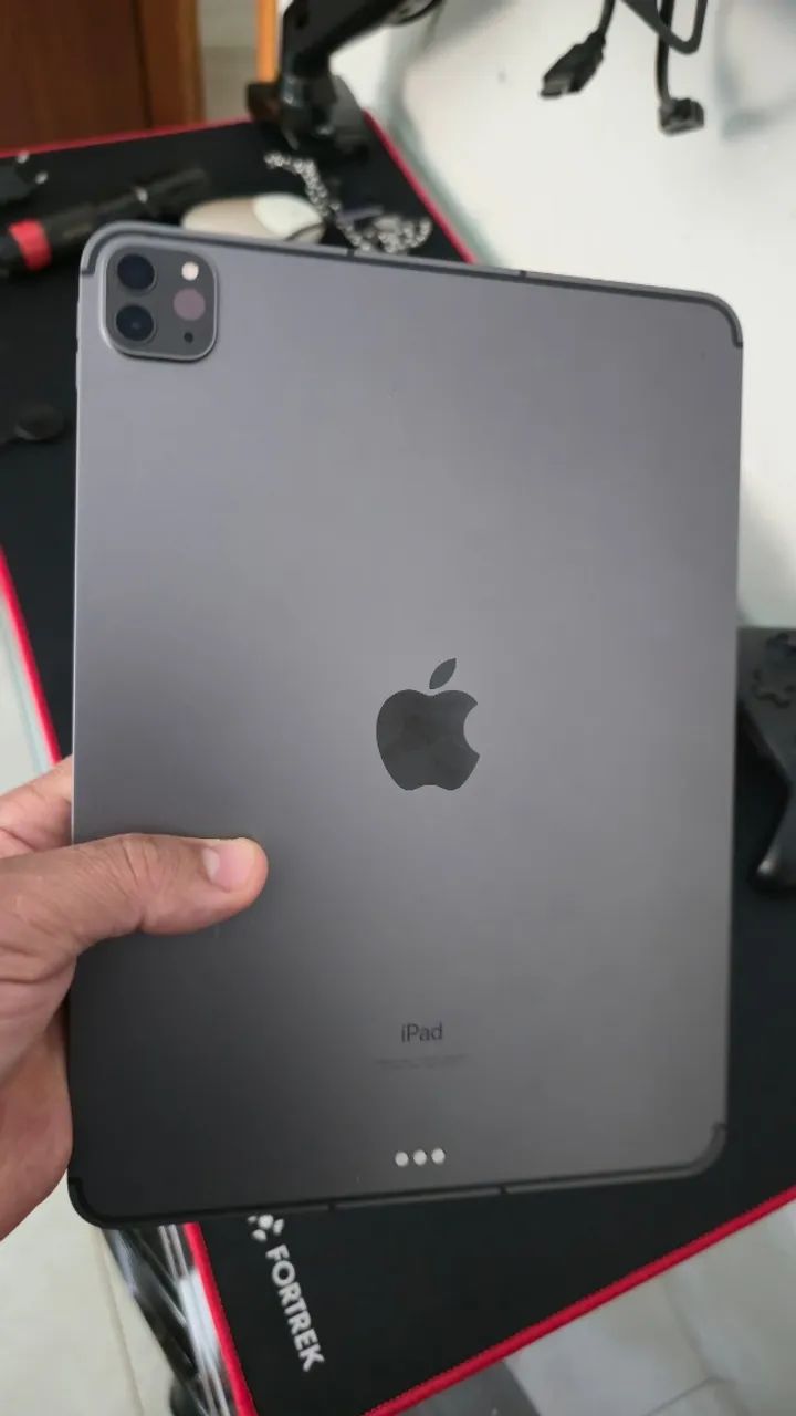 IPad Pro 11? 3 geração Lte celular 