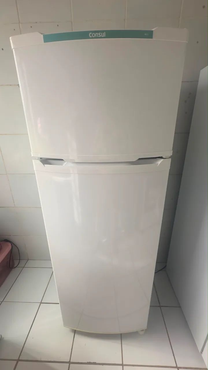 Vendo geladeira consul