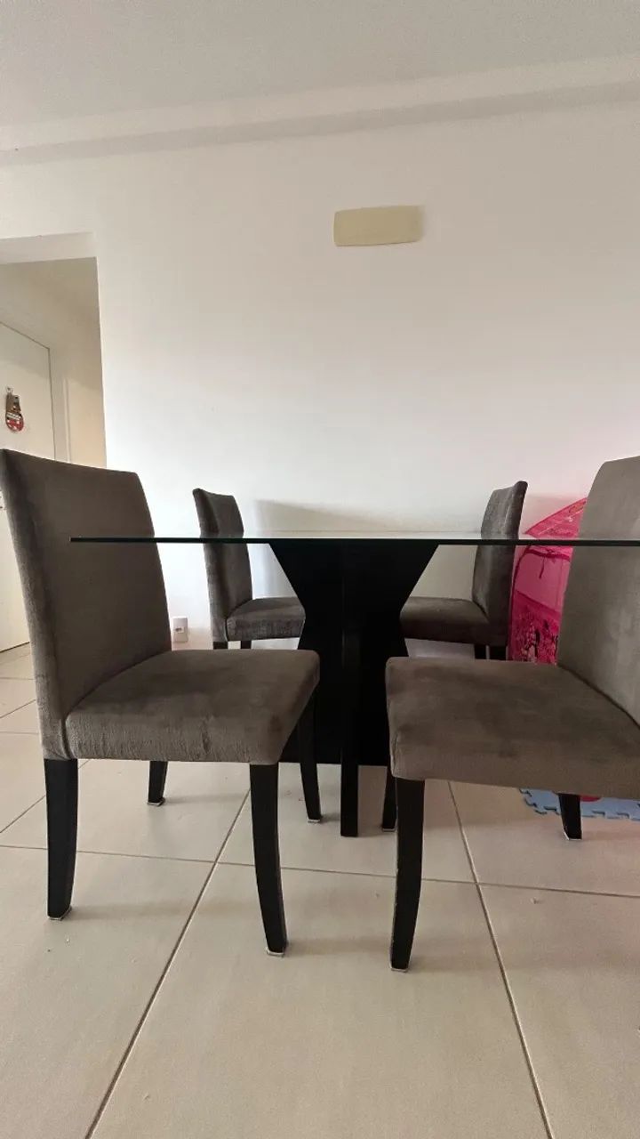 Mesa de jantar retangular 