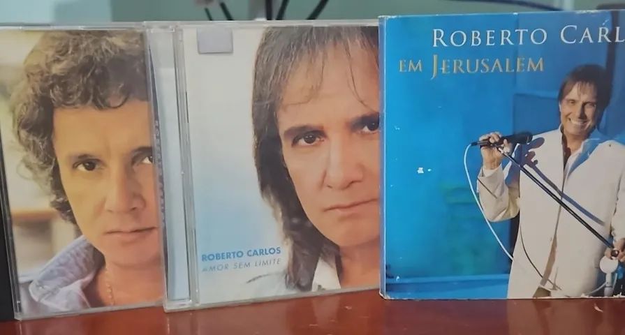 CD Roberto Carlos Adryana Ribeiro e outros - Foto 2