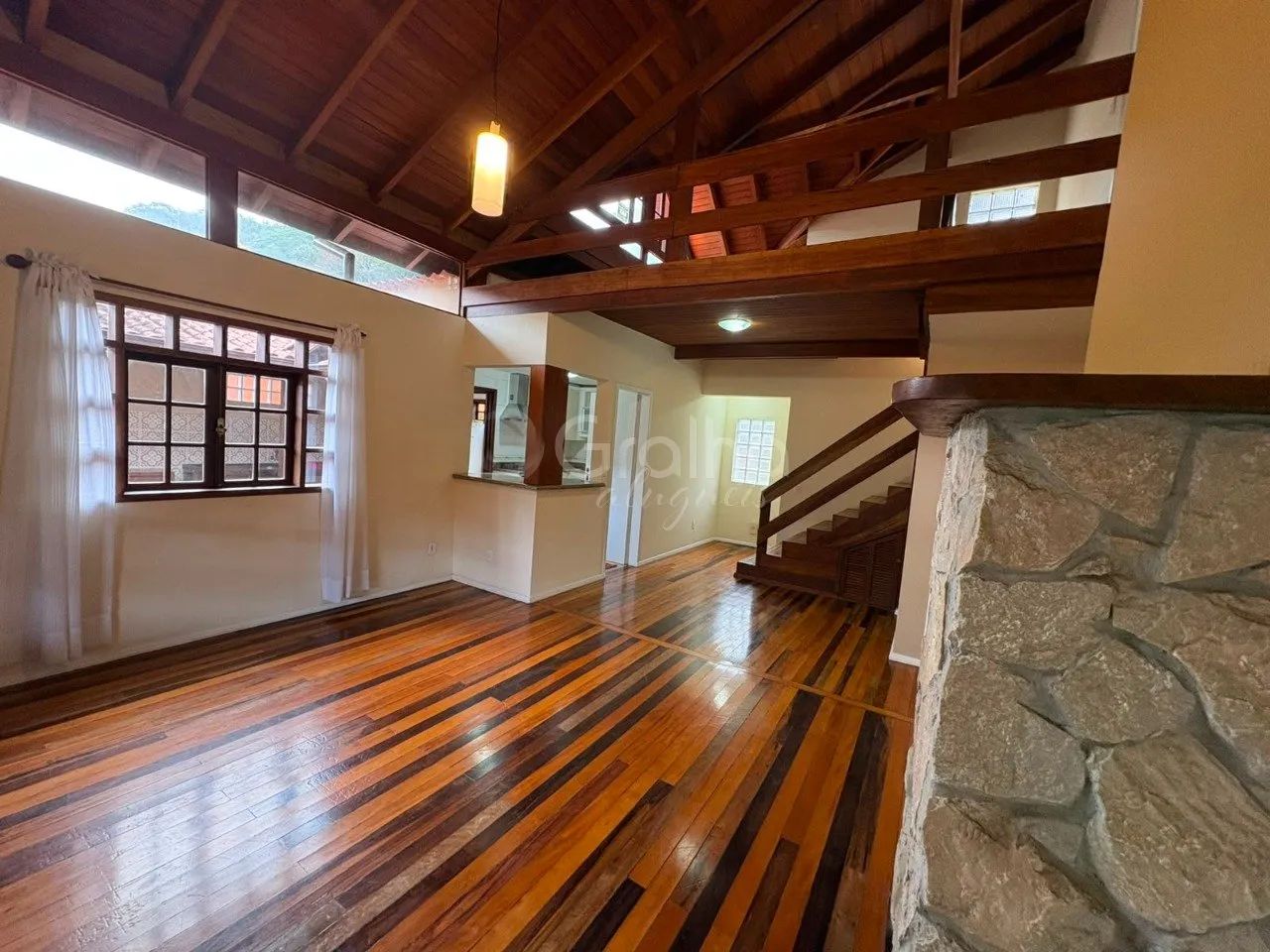 3 quartos, piscina no Sambaqui - Foto 4
